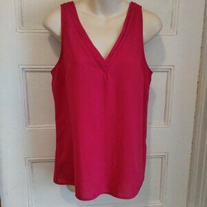 Dynamite fushia top SZ small